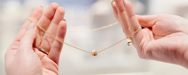 bijoux minimaliste